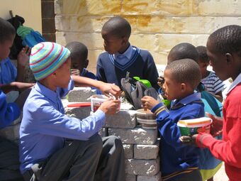 Suppenküche der St. John's Kirchengemeinde in Walvisbay