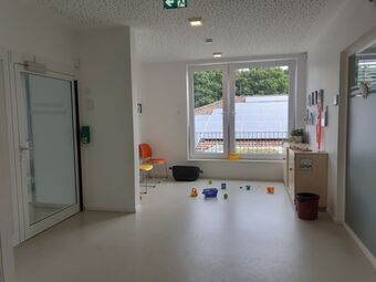 Ausstattung Wartebereich für Kinder mit besonderen Bedürfnissen