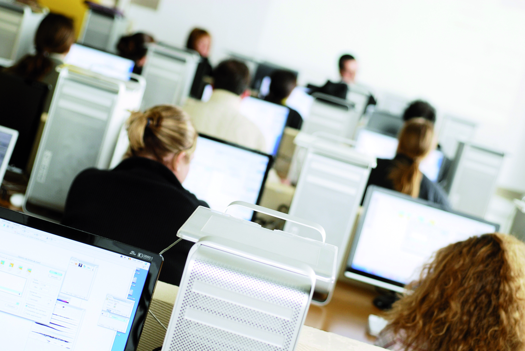 Förderung von digitalen Medien und Konzepten an unseren Schulen